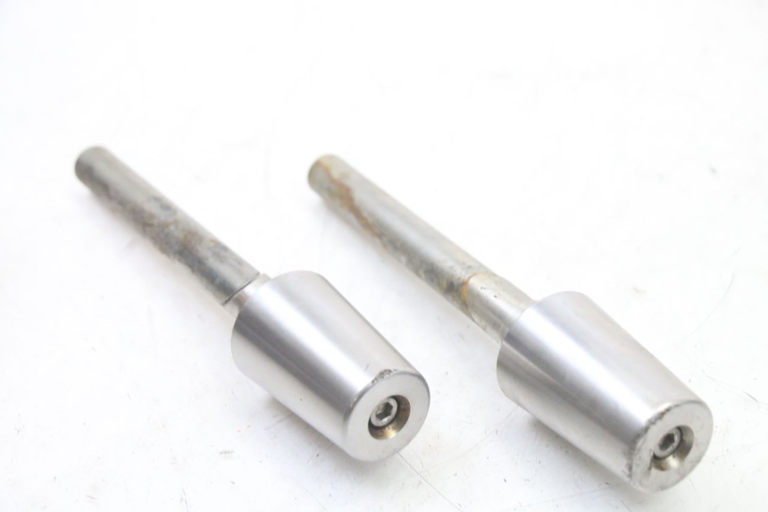 photo de HANDLEBAR ENDS PEUGEOT SATELIS COMPRESSOR K15 125 (2006 - 2009) - Component detail