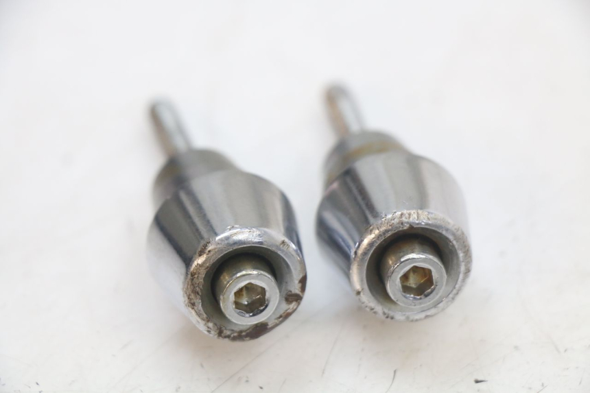 photo de HANDLEBAR END PEUGEOT STREETZONE 4T 50 (2018 - 2023) - Component detail