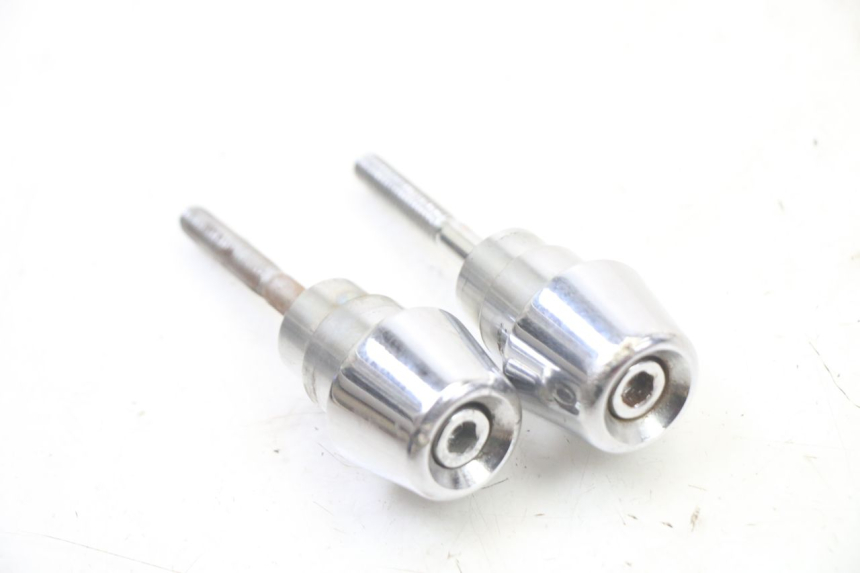 photo de HANDLEBAR ENDS PEUGEOT STREETZONE I 2T 50 (2018 - 2020) - Zoom on usage condition