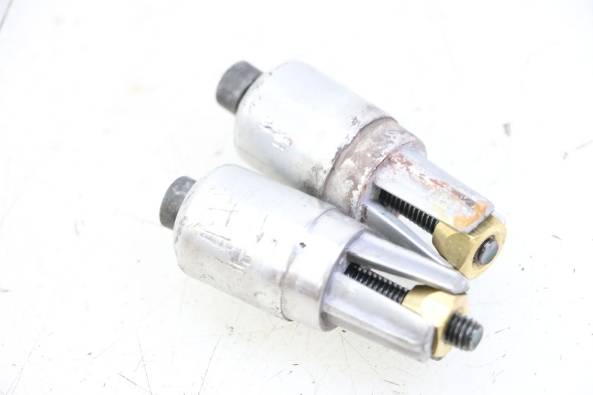 photo de HANDLEBAR ENDS PEUGEOT TKR TREKKER FURIOUS 50 (2005 - 2014) - Component detail