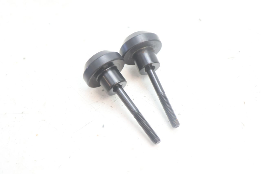 photo de HANDLEBAR ENDS JM MOTORS R-MAX TECH 50 (2024 - 2026) - Zoom on usage condition