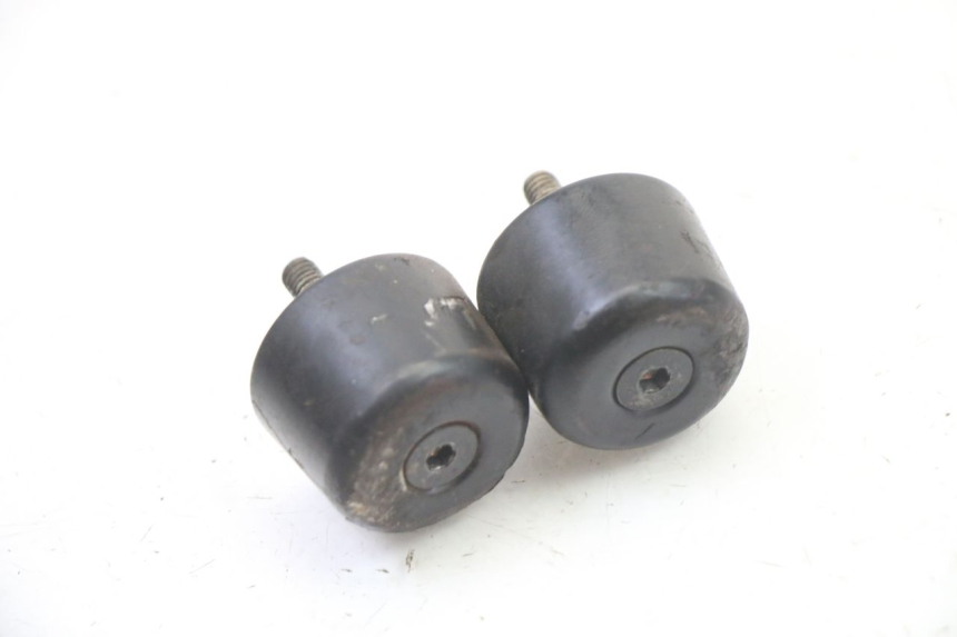 photo de HANDLEBAR ENDS GILERA RUNNER SP 50 (2006 - 2008) - Zoom on usage condition