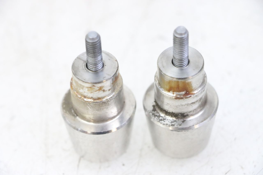 photo de HANDLEBAR ENDS PEUGEOT SATELIS 125 (2013 - 2018) - Component detail