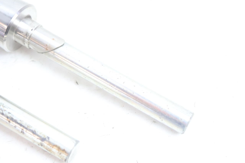 photo de HANDLEBAR END PEUGEOT SATELIS 125 (2006 - 2009) - Technical close-up