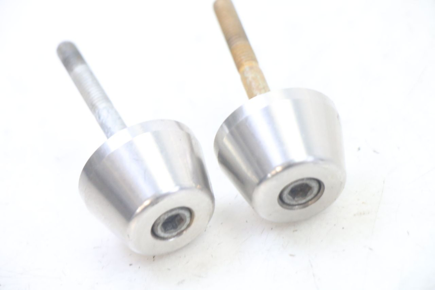 photo de HANDLEBAR ENDS APRILIA SCARABEO GT TOURING 125 (1999 - 2005) - Component detail