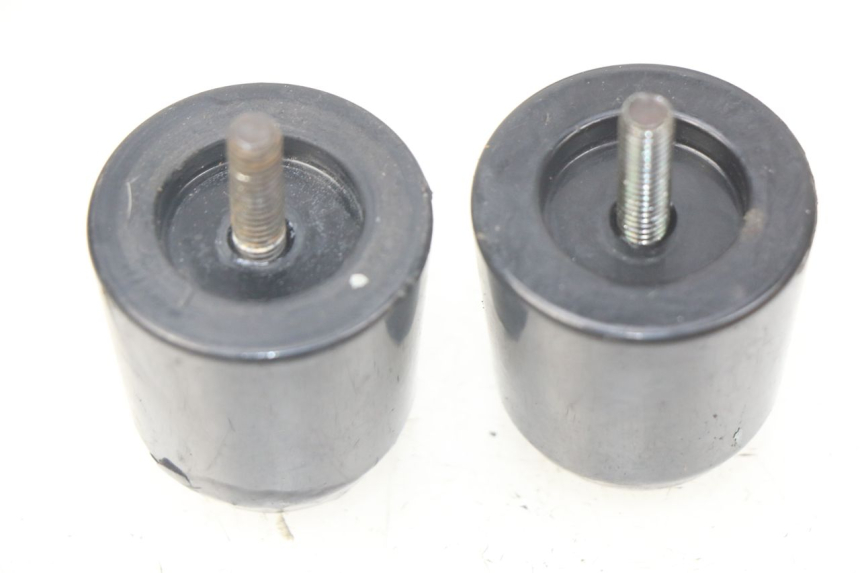 photo de HANDLEBAR ENDS APRILIA SRV 850 (2012 - 2017) - Component detail