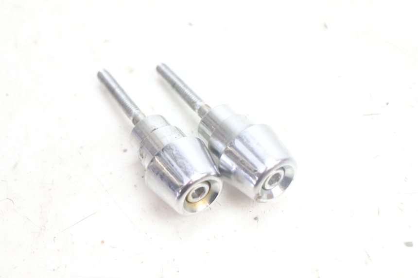 photo de HANDLEBAR ENDS PEUGEOT STREETZONE NAKED 2T 50 (2014 - 2018) - Zoom on usage condition