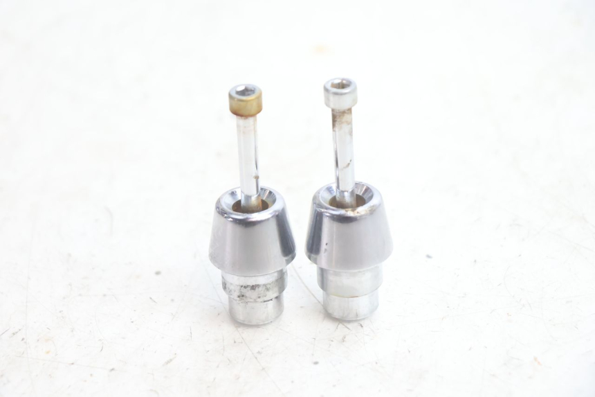 photo de HANDLEBAR ENDS PEUGEOT STREETZONE NAKED 2T 50 (2014 - 2018) - Alternative perspective