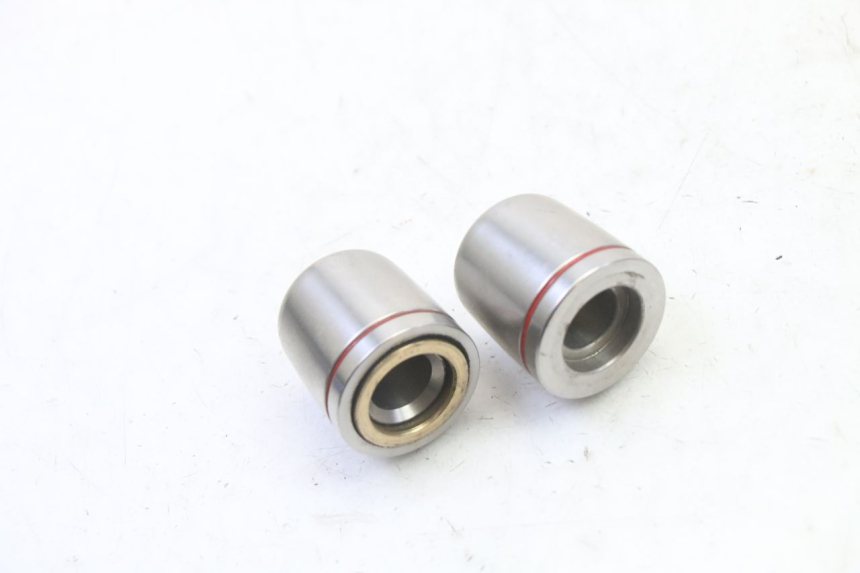 photo de HANDLEBAR ENDS YAMAHA TDM ABS 900 (2002 - 2014) - Alternative perspective