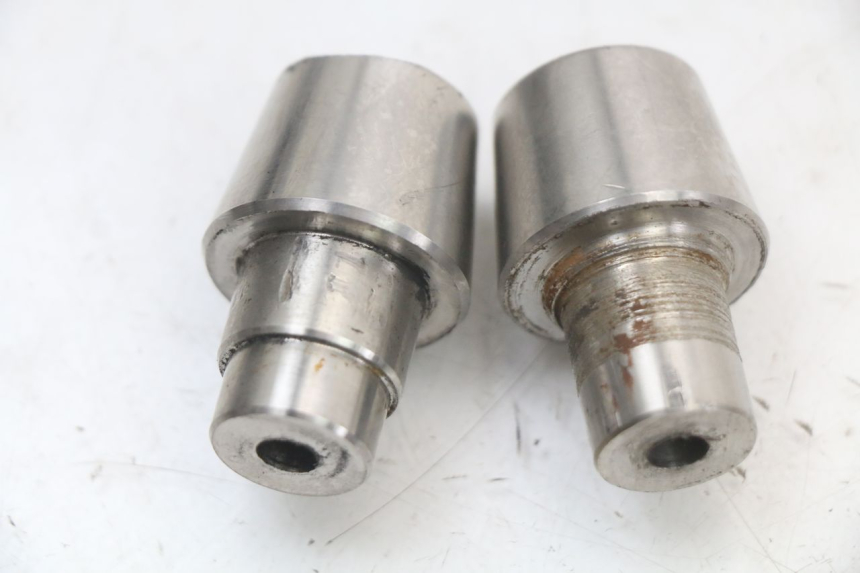 photo de HANDLEBAR ENDS PEUGEOT TWEET 125 (2018 - 2021) - Component detail