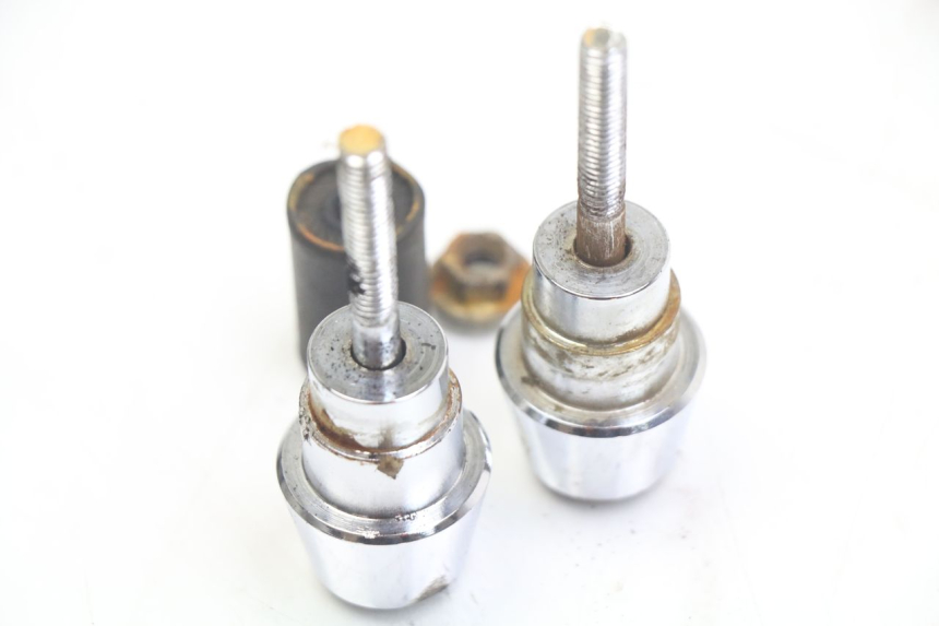 photo de HANDLEBAR ENDS PEUGEOT VIVACITY 125 (2010 - 2017) - Component detail