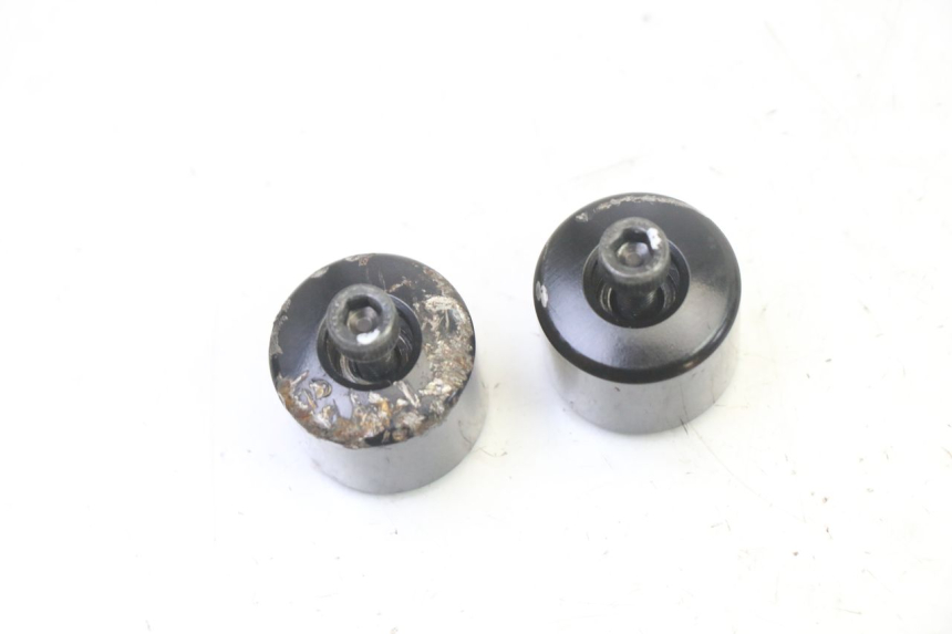 photo de HANDLEBAR ENDS YAMAHA XMAX X-MAX 125 (2021 - 2025) - Component detail