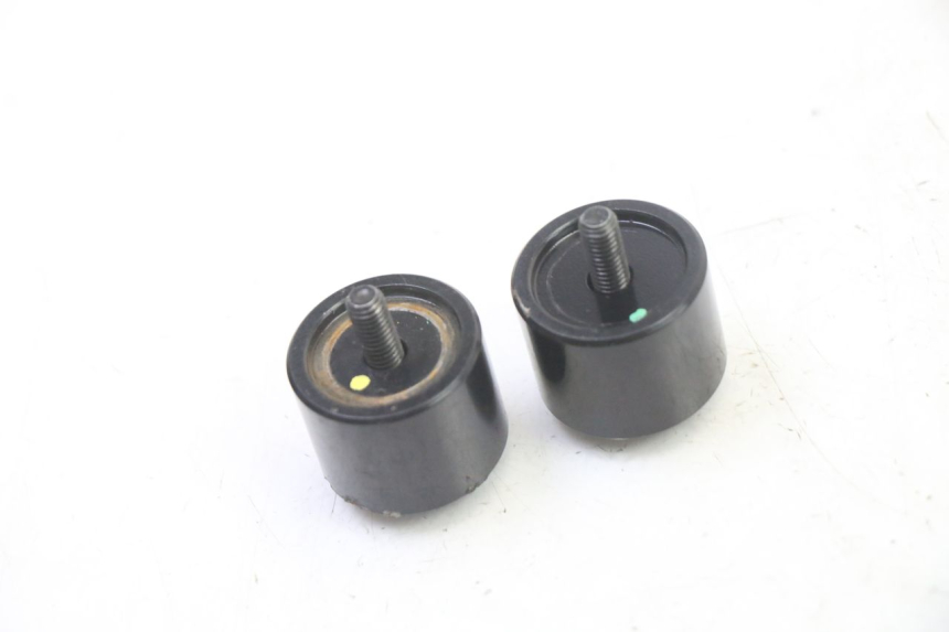 photo de HANDLEBAR ENDS YAMAHA XMAX X-MAX 125 (2021 - 2025) - Alternative perspective