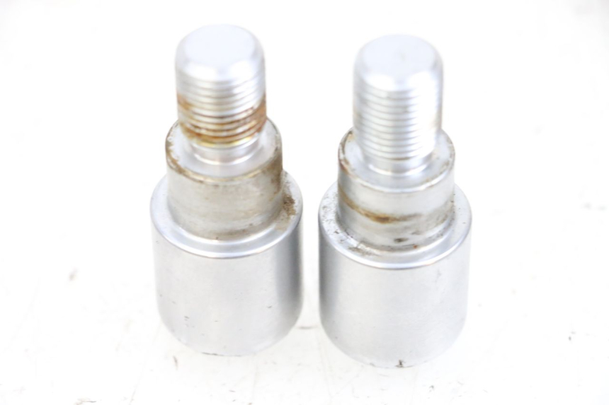 photo de HANDLEBAR END YAMAHA X-MAX XMAX 125 (2010 - 2013) - Zoom on usage condition