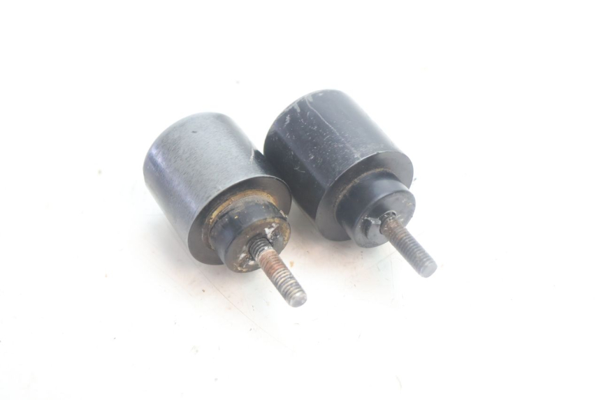 photo de HANDLEBAR ENDS HONDA XLV VARADERO 125 (2007 - 2012) - Zoom on usage condition