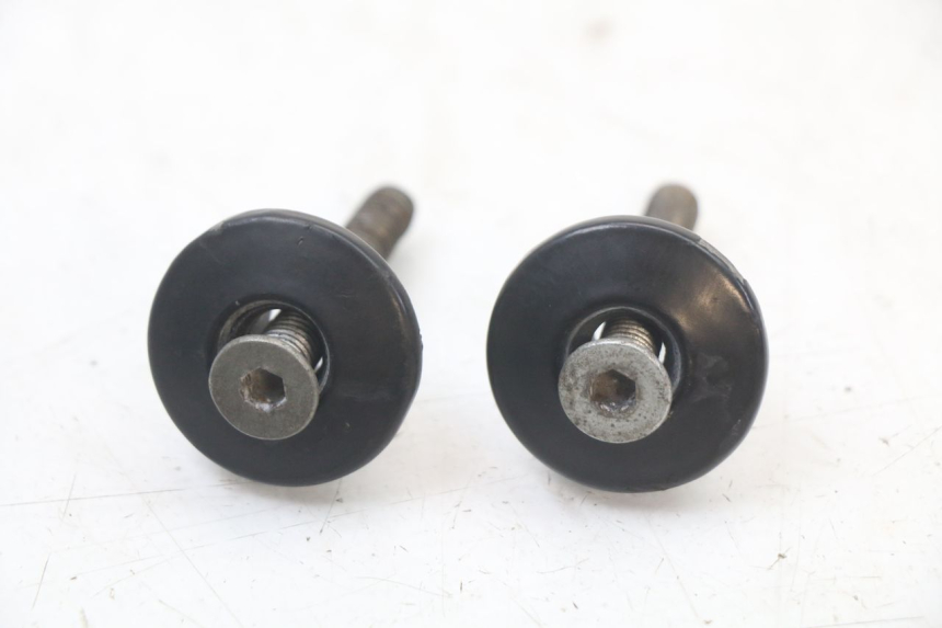 photo de HANDLEBAR ENDS YAMAHA XJ6 ABS 600 (2008 - 2016) - Component detail