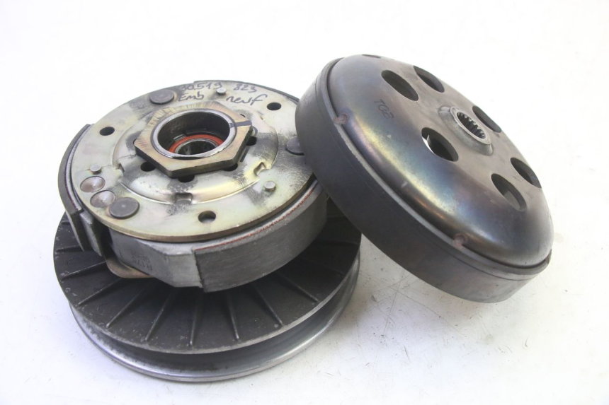 photo de CLUTCH QUADRO 4 4D 350 (2015 - 2018) - Alternative perspective