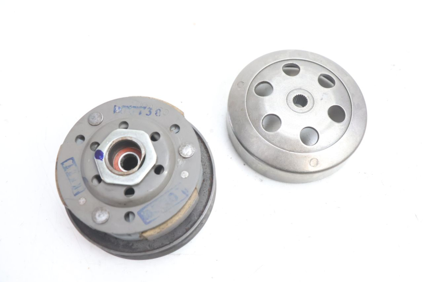 photo de CLUTCH KYMCO AGILITY PREMIUM 50 (2007 - 2010) - Fixing points details