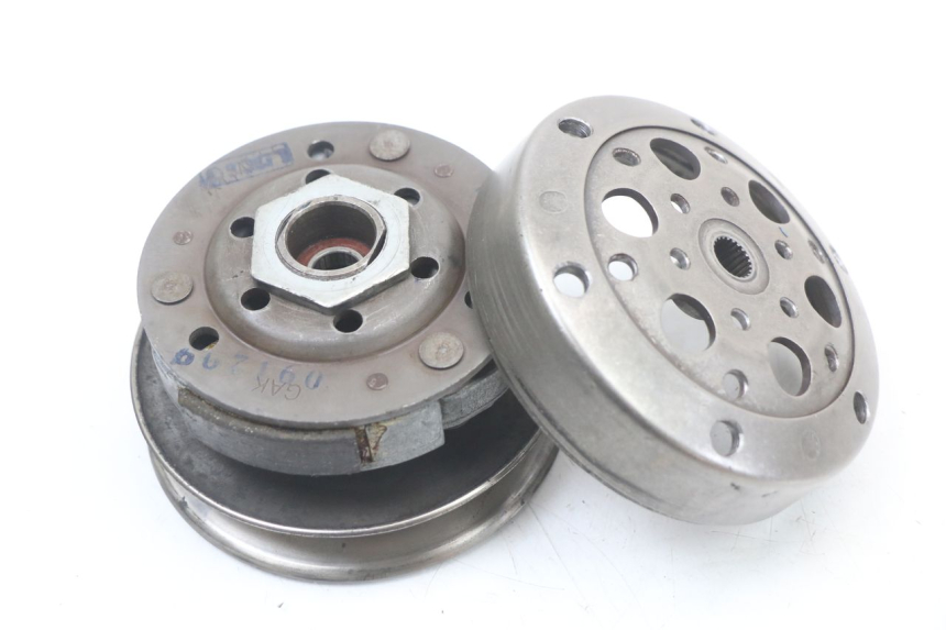 photo de Clutch KYMCO AGILITY RS 4T 50 (2009 - 2013) - Main view