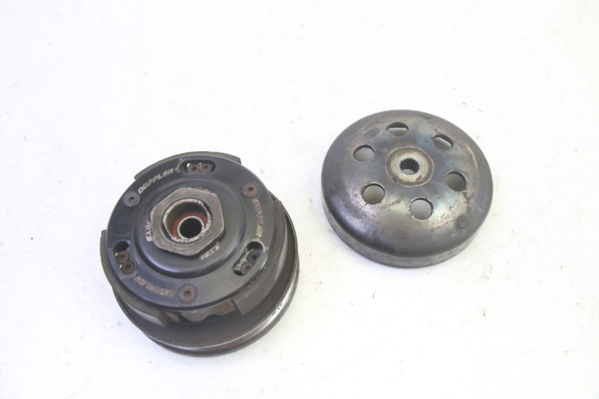 photo de CLUTCH MBK BOOSTER SPIRIT 50 (2004 - 2017) - Technical close-up