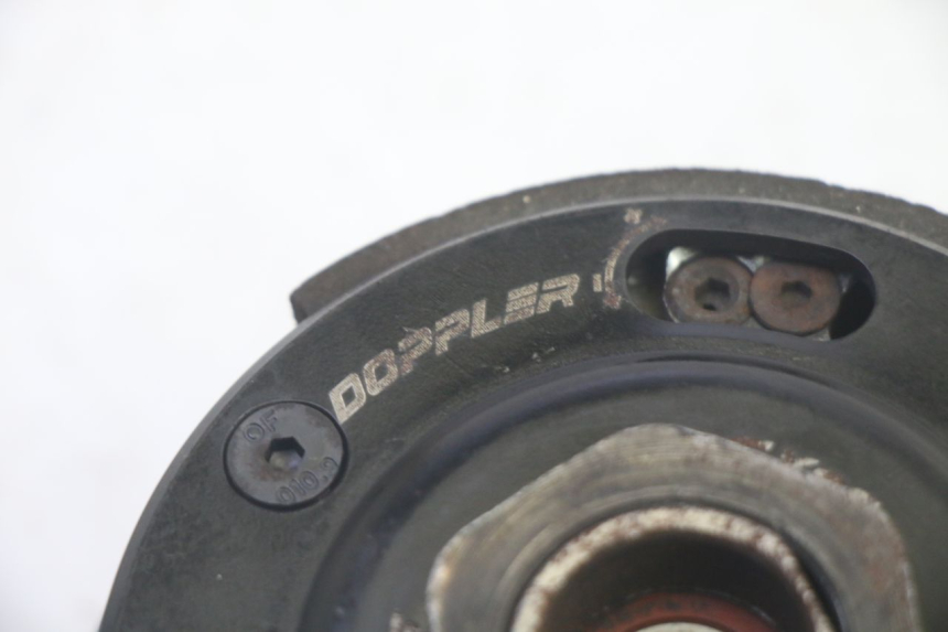 photo de CLUTCH MBK BOOSTER SPIRIT 50 (2004 - 2017) - Fixing points details