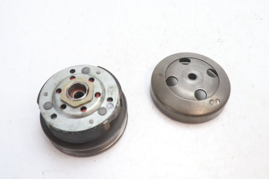 photo de CLUTCH MBK BOOSTER SPIRIT 50 (2004 - 2017) - Alternative perspective