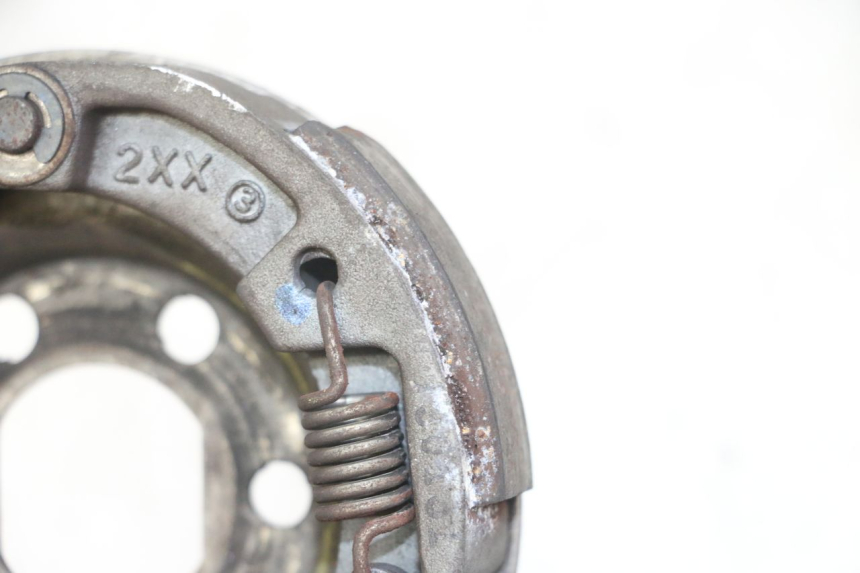 photo de CLUTCH MBK BOOSTER SPIRIT NAKED 50 (2004 - 2017) - Zoom on usage condition