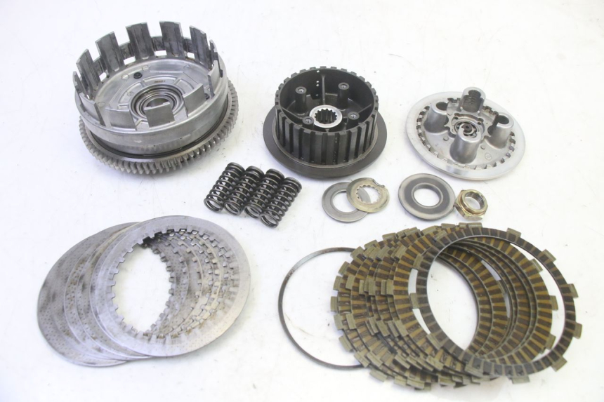 photo de CLUTCH MV AGUSTA BRUTALE R WALLY 910 (2008 - 2008) - Main view