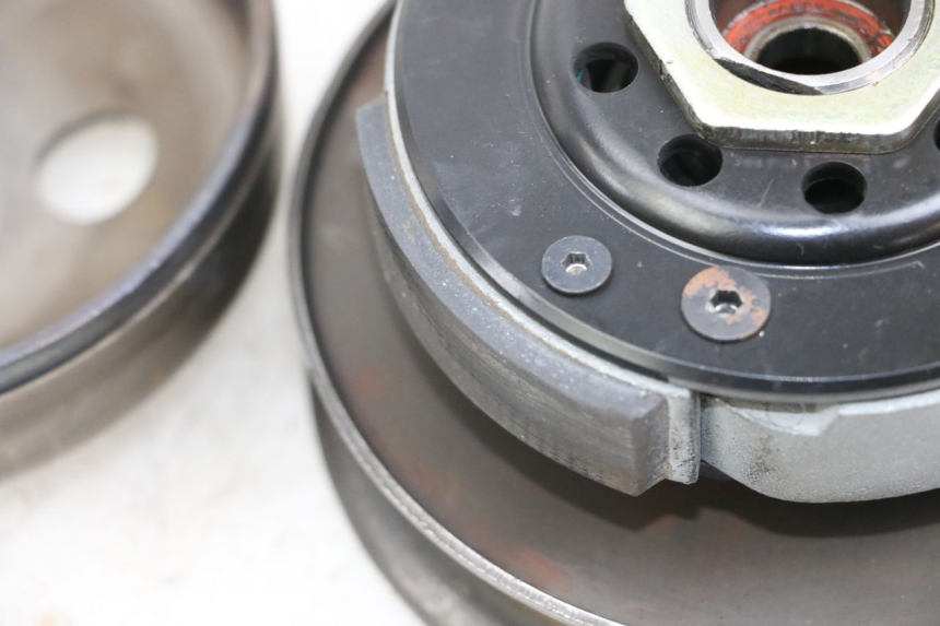 photo de CLUTCH PEUGEOT BUXY 50 (1993 - 1998) - Alternative perspective