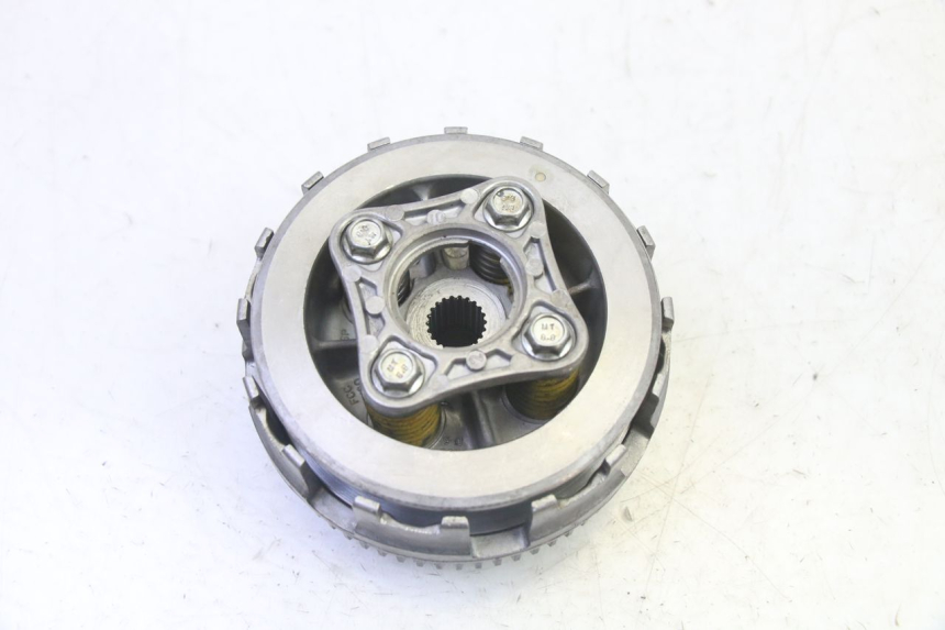 photo de CLUTCH HONDA CBF 125 (2009 - 2015) - Distinctive features