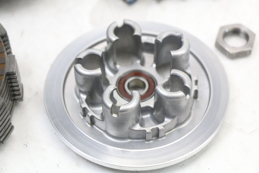 photo de CLUTCH HONDA CRF R 250 (2020 - 2021) - Checked used part