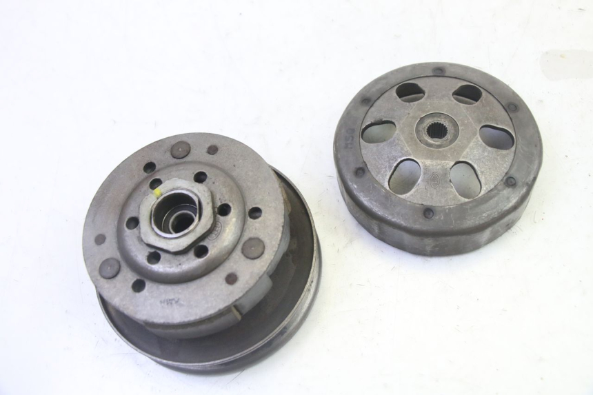 photo de CLUTCH SYM CROX 4T 50 (2016 - 2023) - Technical close-up