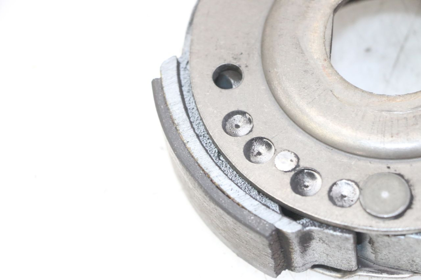 photo de CLUTCH PEUGEOT ELYSTAR 125 (2002 - 2007) - Technical close-up