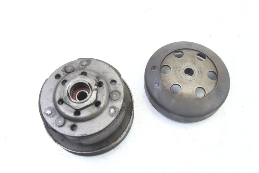 photo de CLUTCH PEUGEOT ELYSTAR 50 (2002 - 2014) - Alternative perspective