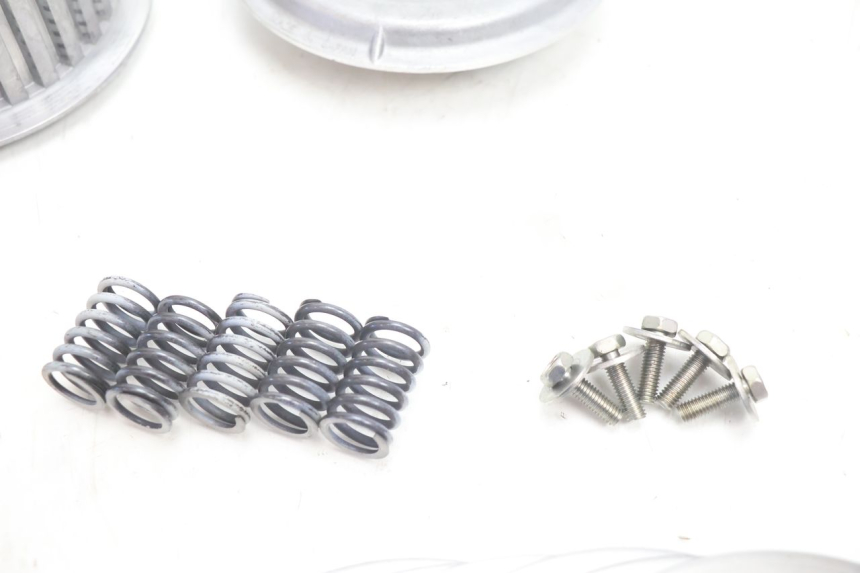 photo de CLUTCH KAWASAKI ER-6 ER6 N 650 (2005 - 2009) - Markings and original references