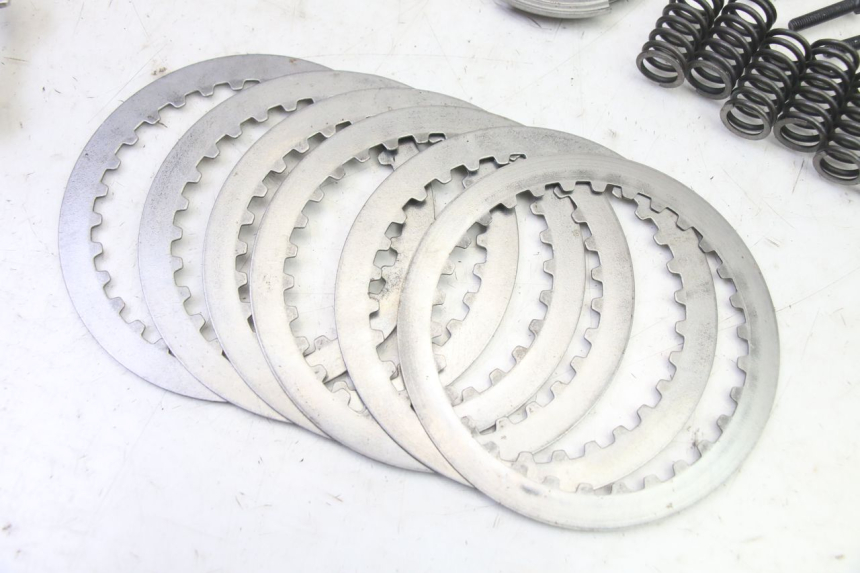 photo de CLUTCH APRILIA ETX 125 (1998 - 2002) - Surface and material condition