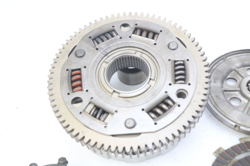 photo de CLUTCH YAMAHA FJR ABS 1300 (2006 - 2012) - Technical close-up