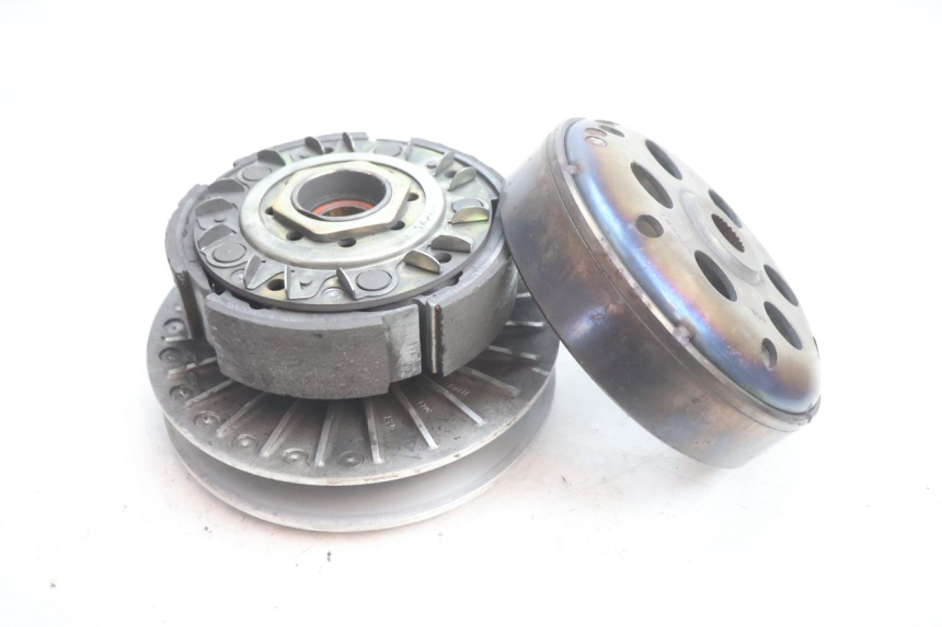 photo de CLUTCH GILERA GP 800 (2007 - 2013) - Component detail