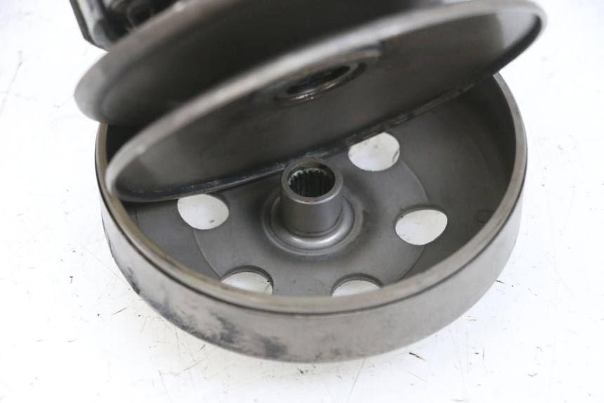 photo de CLUTCH PEUGEOT KISBEE 4T 50 (2010 - 2017) - Surface and material condition