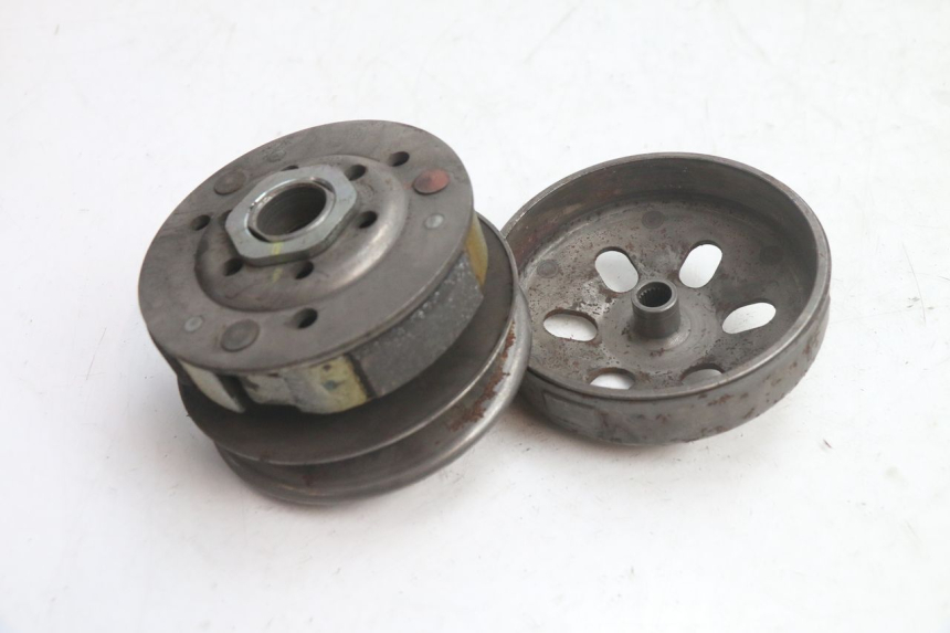 photo de CLUTCH PEUGEOT KISBEE 4T 50 (2018 - 2022) - Component detail