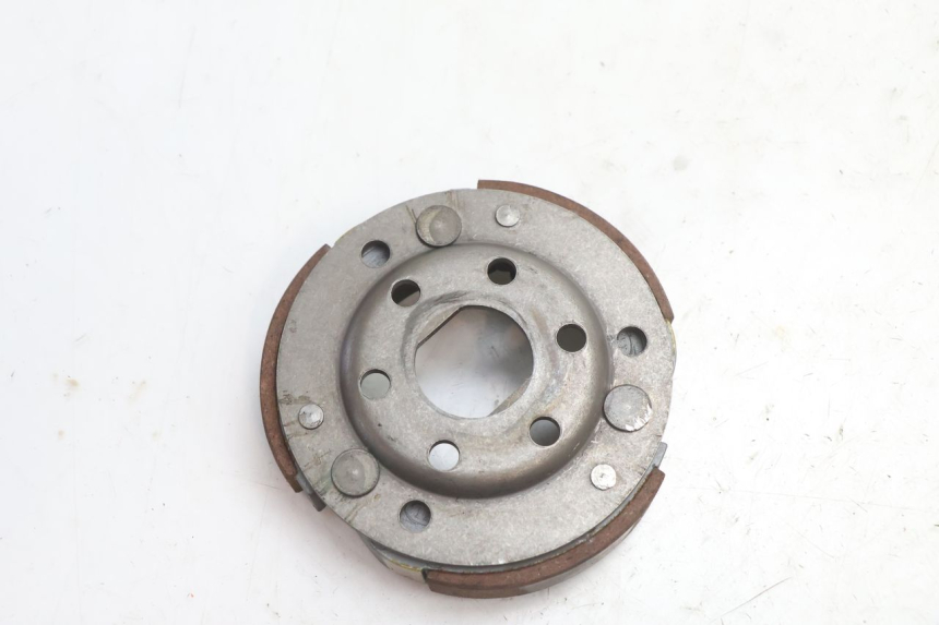 photo de CLUTCH PEUGEOT KISBEE 4T 50 (2010 - 2017) - Main view
