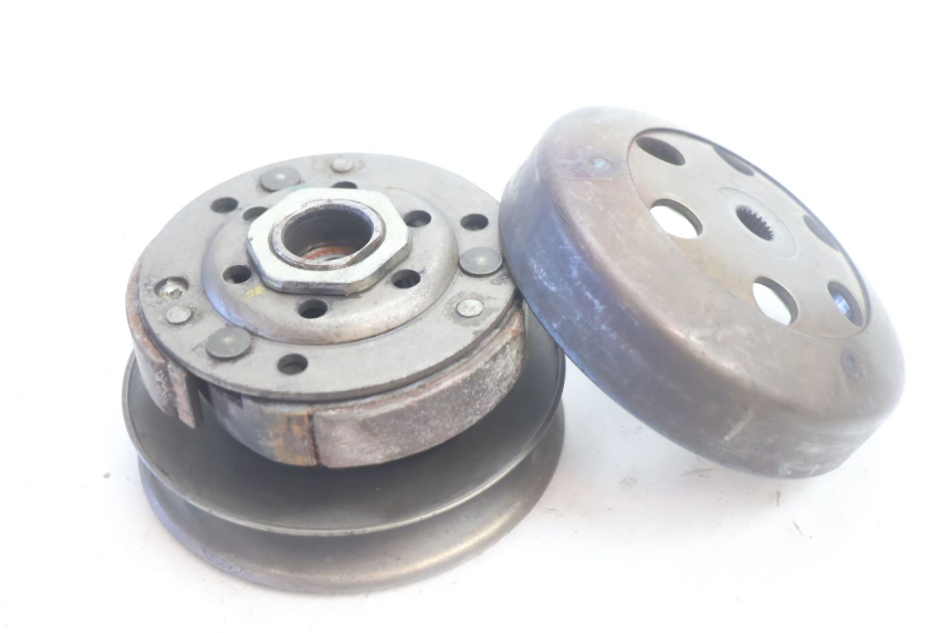 photo de CLUTCH PEUGEOT KISBEE 4T 50 (2018 - 2022) - Main view