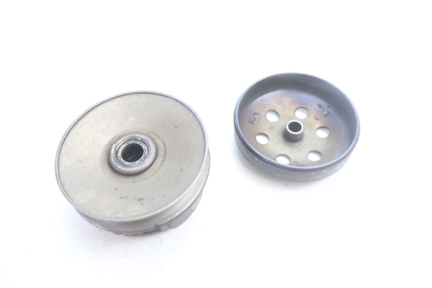 photo de CLUTCH PEUGEOT KISBEE 4T 50 (2018 - 2022) - Fixing points details