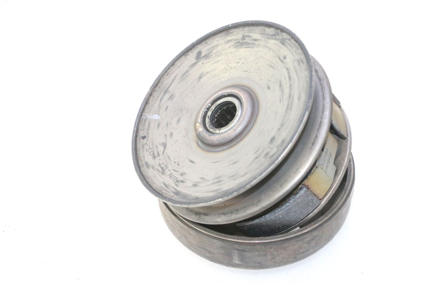 photo de CLUTCH PEUGEOT KISBEE 4T 50 (2023 - 2026) - Technical close-up