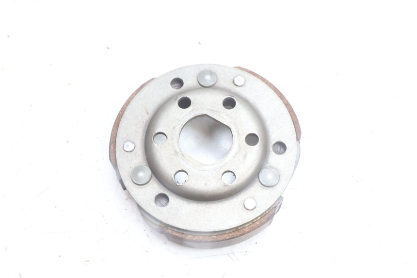 photo de CLUTCH PEUGEOT KISBEE 4T 50 (2010 - 2017) - Main view