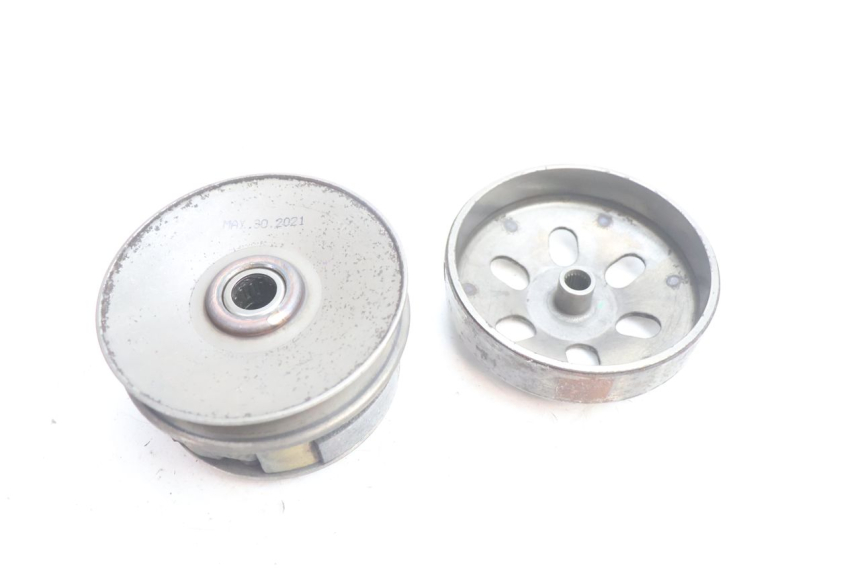 photo de CLUTCH PEUGEOT KISBEE 4T 50 (2018 - 2022) - Technical close-up
