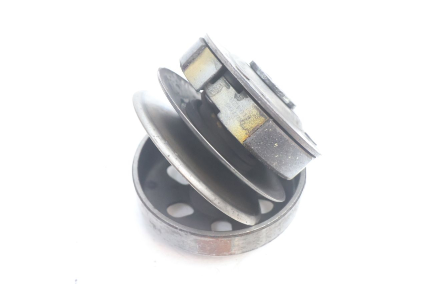 photo de CLUTCH PEUGEOT KISBEE 4T 50 (2018 - 2022) - Surface and material condition