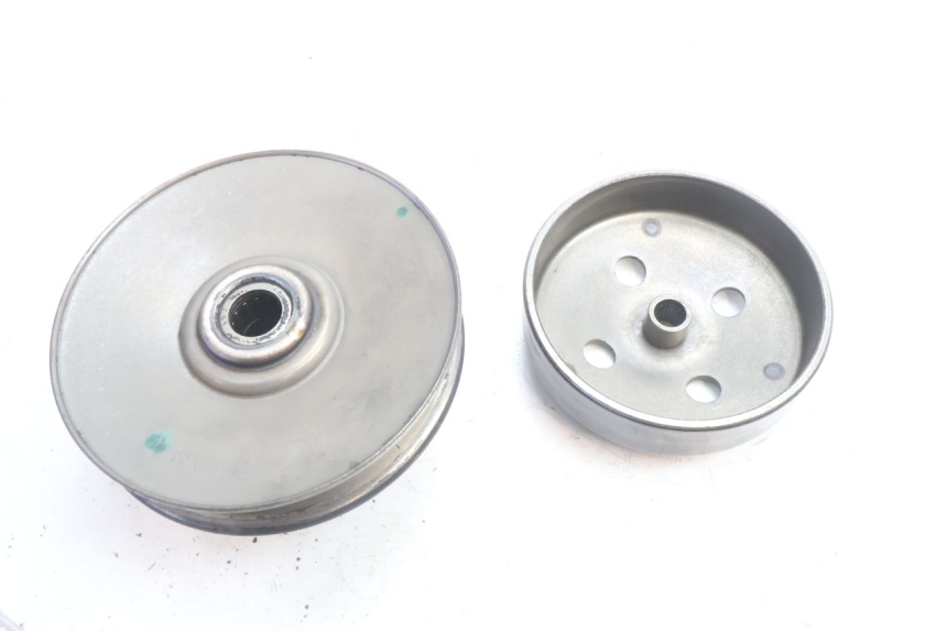 photo de CLUTCH PIAGGIO LIBERTY IGET 4T 50 (2021 - 2025) - Technical close-up