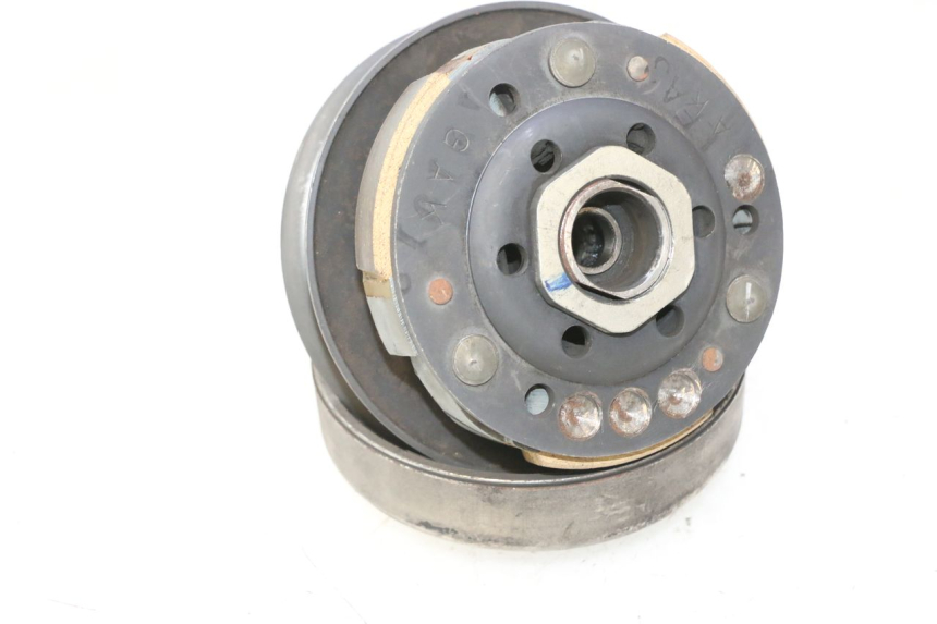 photo de CLUTCH KYMCO LIKE 4T 50 (2019 - 2025) - Fixing points details