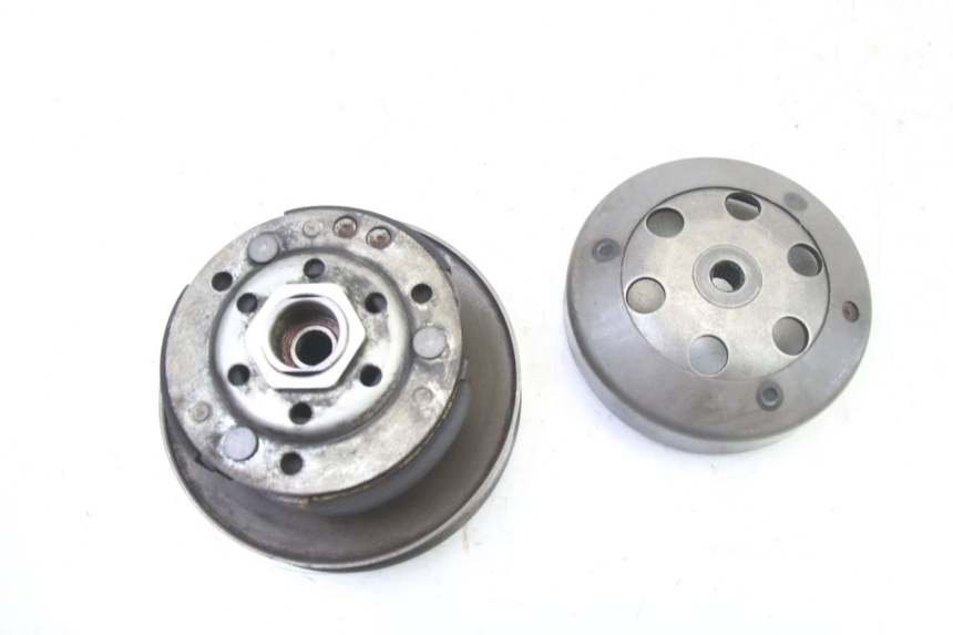 photo de CLUTCH PIAGGIO NRG POWER PUREJET 50 (2018 - 2021) - Technical close-up